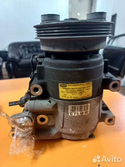 Компрессор кондиционера Hyundai Elantra XD