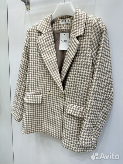 Пиджак жакет новый с биркой
