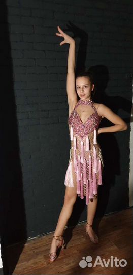 Пошив платьев для бальных танцев