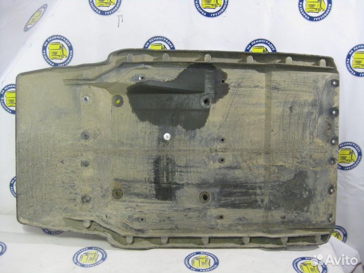 Крыло закабинное 81612100462 MAN, TGA