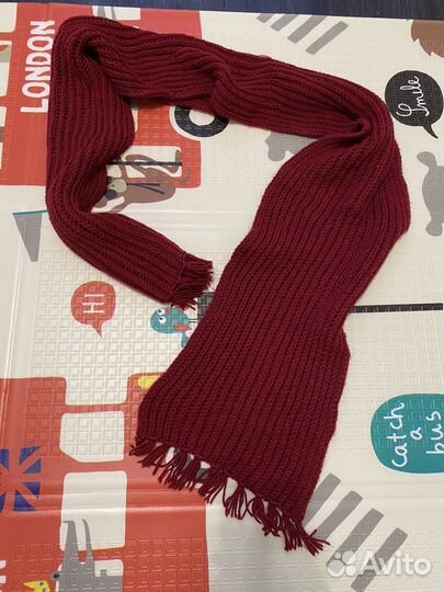 Вязаный шарф ручной работы