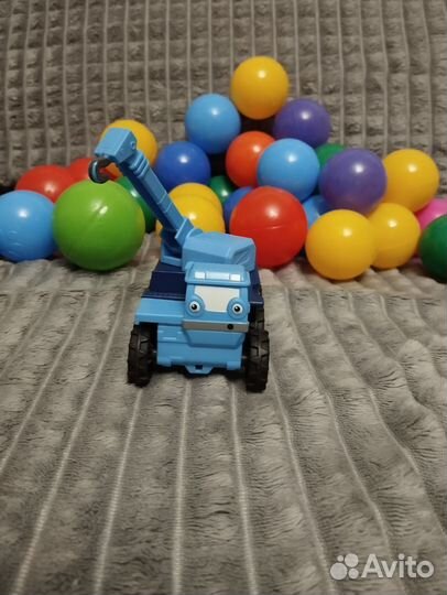 Машинка -игрушка