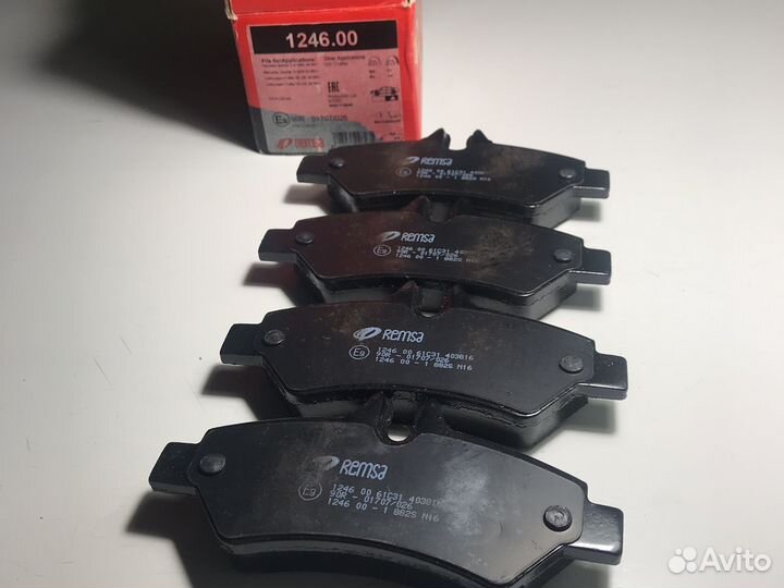 Тормозные колодки задние sprinter crafter ремса