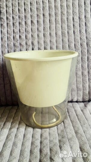 Горшок с автополивом