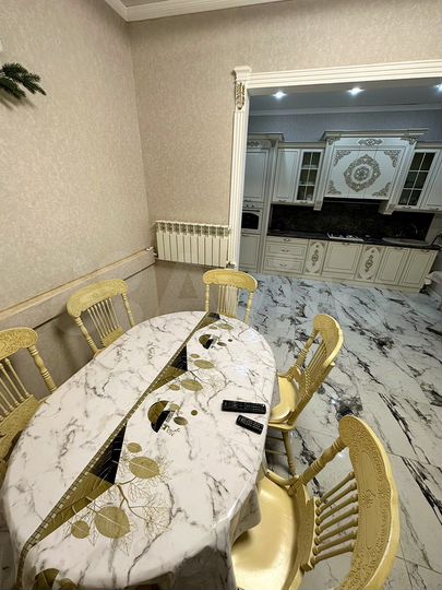 Дом 285 м² на участке 7 сот.