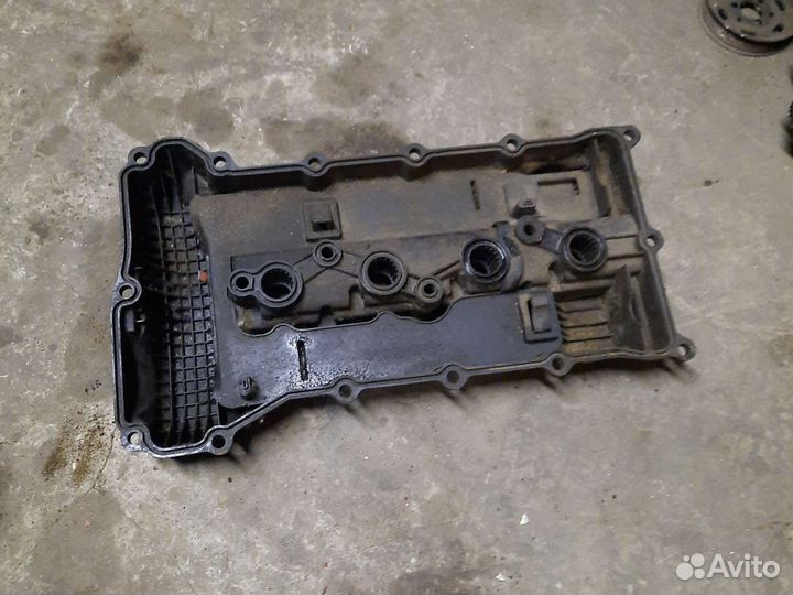 Клапанная крышка Mitsubishi lancer 10