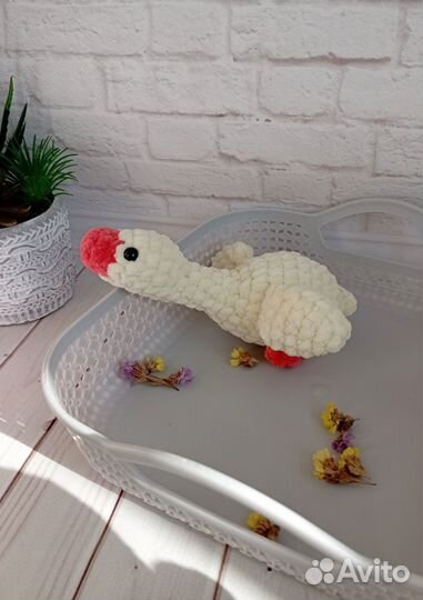 Игрушка гусь вязаный/ ручной работы