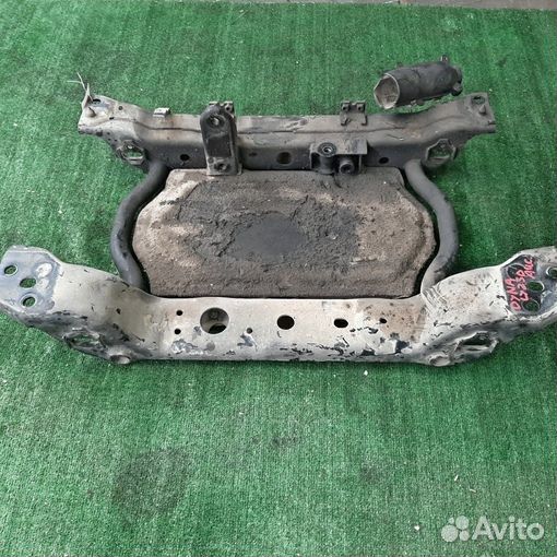 Балка под Двигатель двс toyota dyna LY230 5L