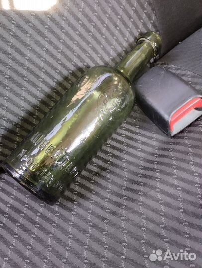 Старинная бутылка