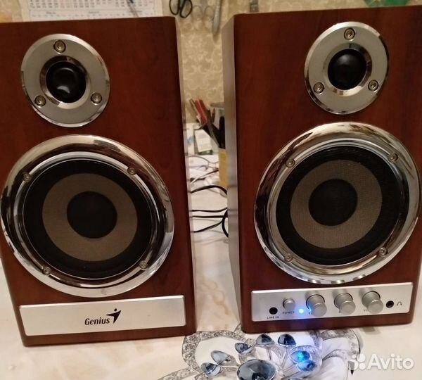 Колонки для компьютера Genius, дерево