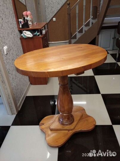 Кухонный стол бу