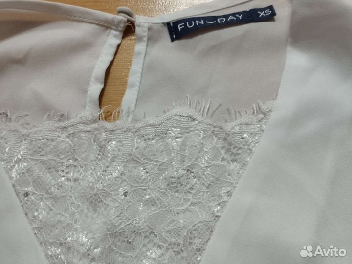 Блузка на девочку xs