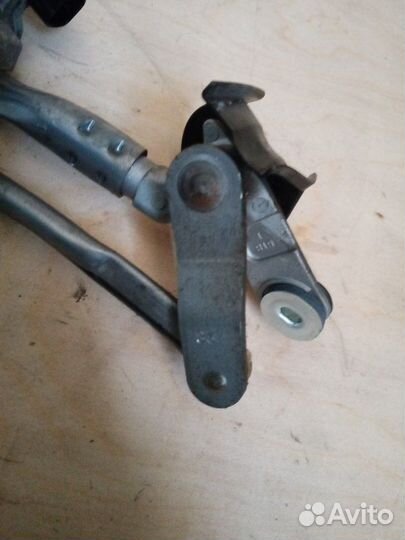 Мотор дворников Toyota Crown AWS210-6030563