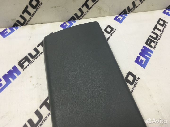 Накладка средней стойки правая нижняя Дэу Матиз