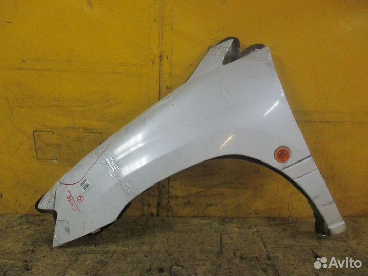 Крыло левый Mitsubishi Rvr N64WG