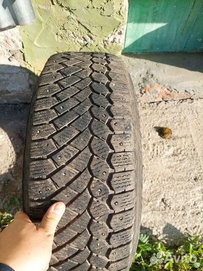 Gislaved Nord Frost 200 SUV 215/65 R16