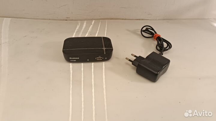 Цифровая приставка Lumax DV1115HD (Д)