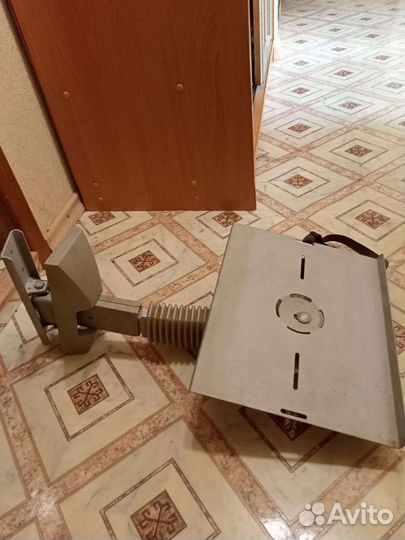 Подставка для телевизора