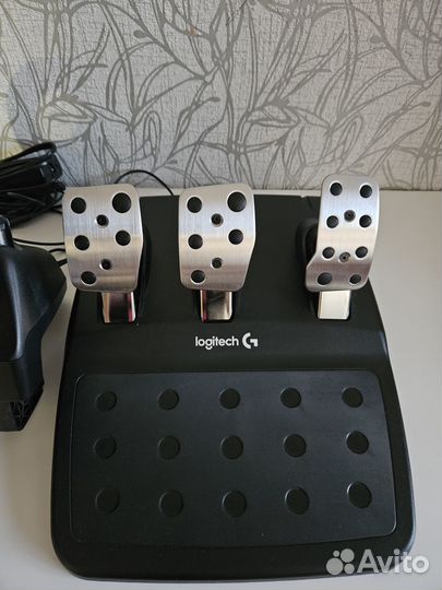 Руль Logitech G29 Driving Force