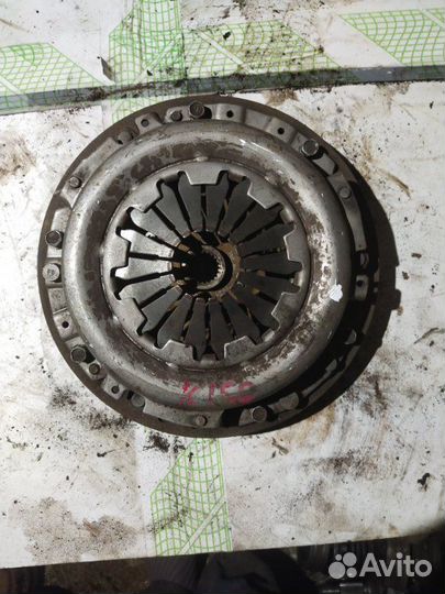 Сцепление с маховиком Toyota Corolla E150 1.6