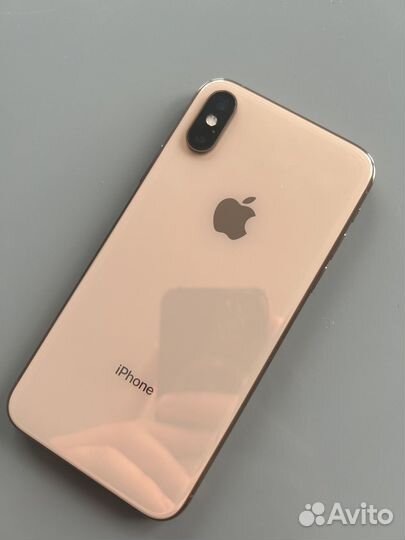 iPhone Xs, 64 ГБ
