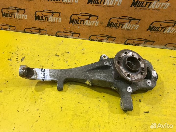 Кулак поворотный передний левый Mercedes Ml W166