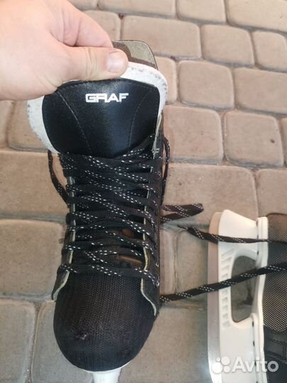 Хоккейные коньки graff