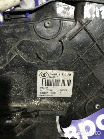 Замок двери Land Rover Freelander 2