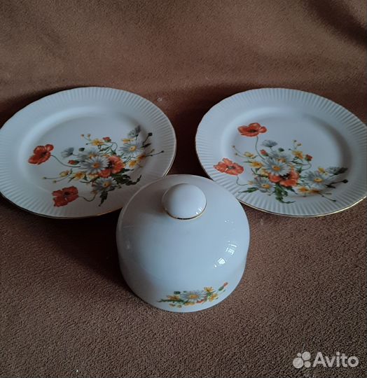 Две тарелки и крышка маслёнки Jlmenau