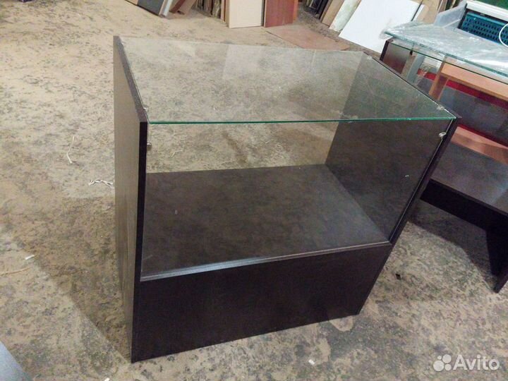 Прилавок витрина торговая с полкой