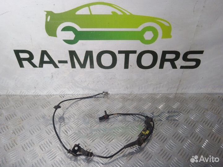 Датчик ABS задний левый Hyundai I40 1 11-17