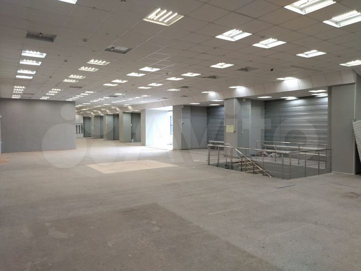 Торговая площадь, 900 м²