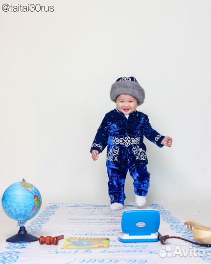 Казахский национальный костюм