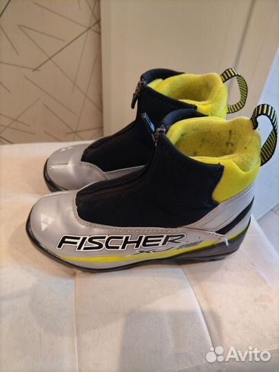 Лыжные ботинки 36 размер EU