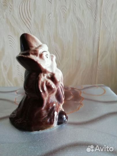 Фарфоровая статуэтка 50 г. Дед Мороз с топором