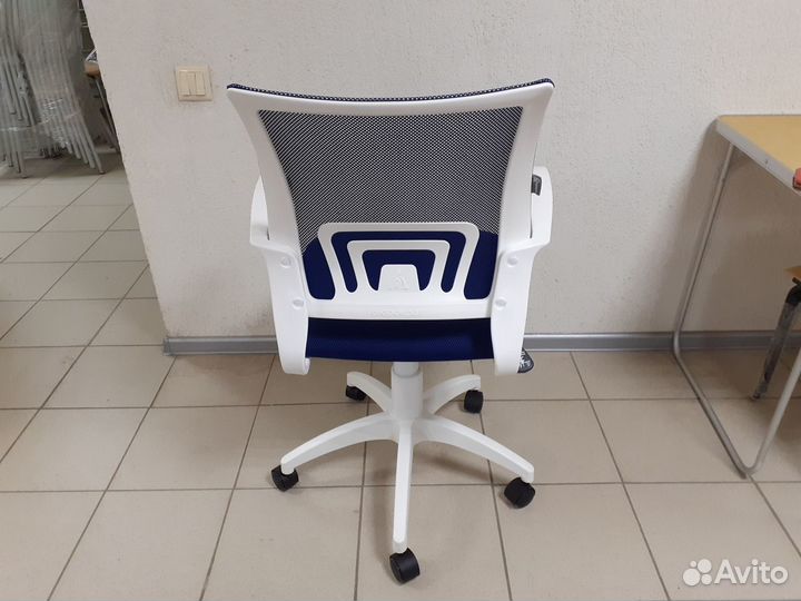 Компьютерное кресло