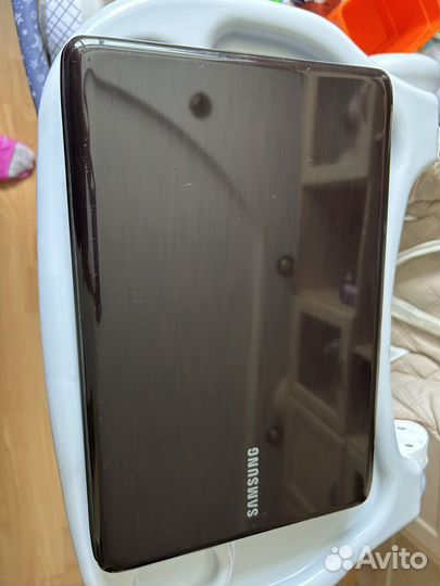 Ноутбук samsung r540