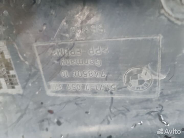 Подкрылок передний левый Bmw E87 N52 2008