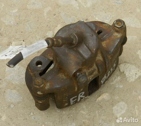 Суппорт передний правый Skoda Felicia