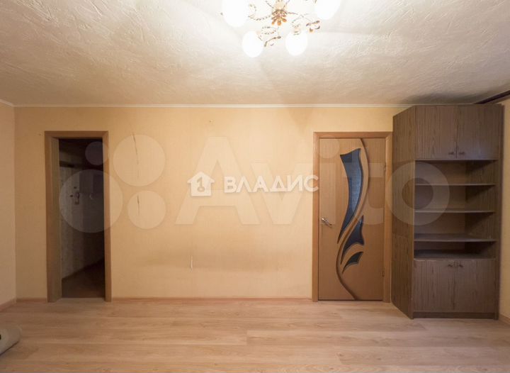 2-к. квартира, 44 м², 2/4 эт.