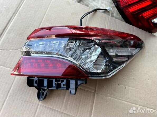 Фонарь в крыло Toyota Camry V70 GR Sport 2021