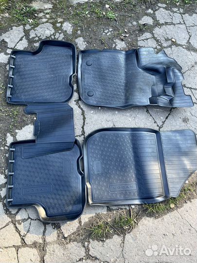 Ковры на Renault Logan 2