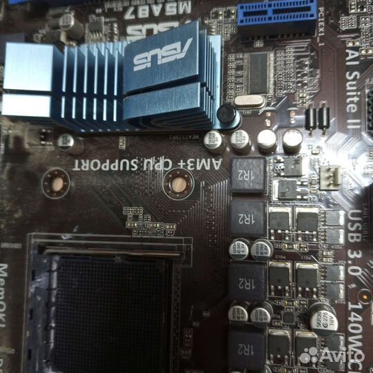 Материнская плата