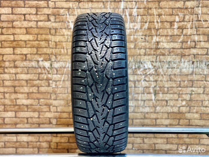 Nokian Tyres Hakkapeliitta 7 215/60 R16 99T
