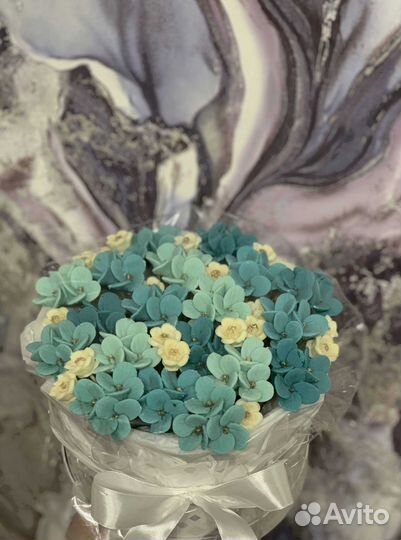 Сладкий подарок девушке