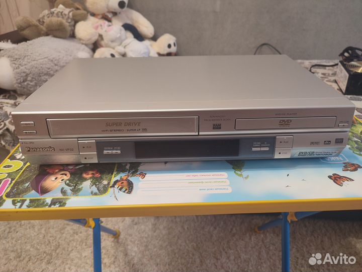 Видеомагнитофон