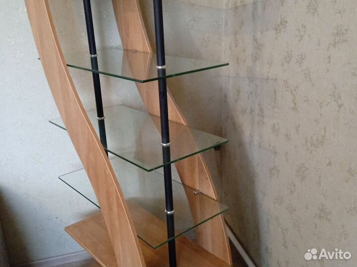 Стеклянный