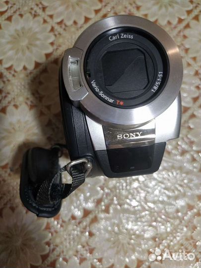 Sony HDR-ux5 видеокамера м возможностью фотографий