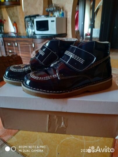 Ботинки для девочки