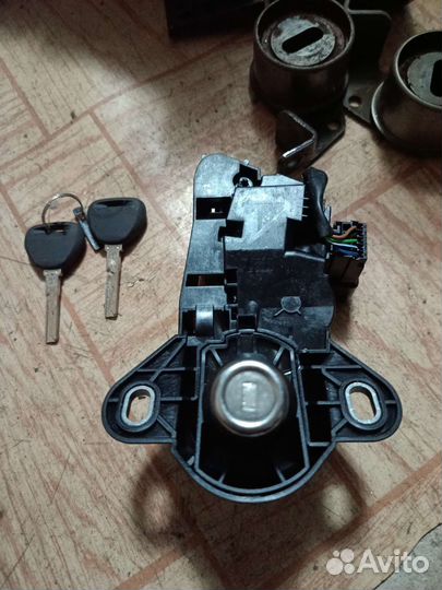 На мицубиси каризма